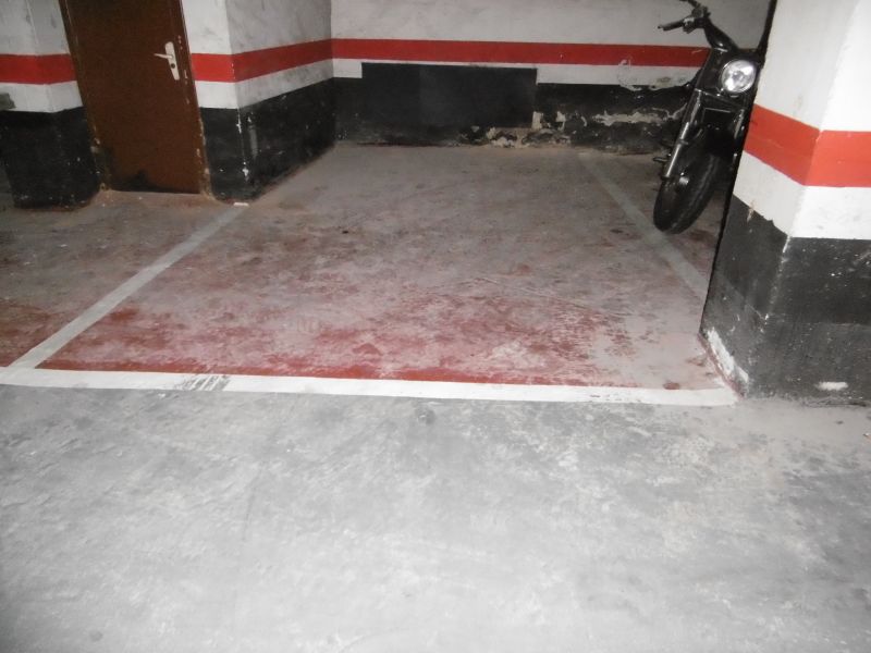 Parcela De Garaje Y Trastero En La Zona De Ariz