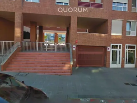 Parcela De Garaje Y Trastero Junto Al Metro De Etxebarri