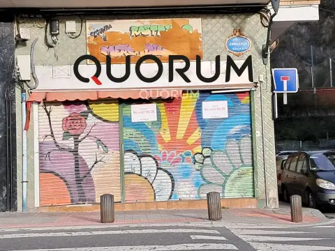 Gran Local Comercial Centrico en La Peña, Bilbao