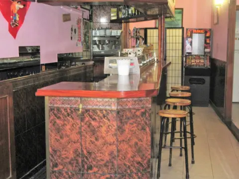 Local Montado Como Bar Sin Licencia De Actividad