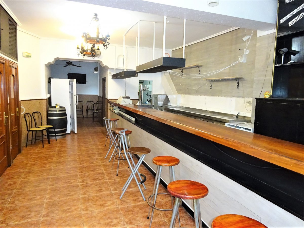 Local Comercial Habilitado Como Bar