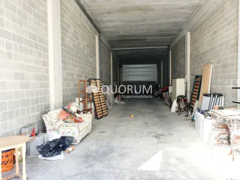 Nave en BAsauri