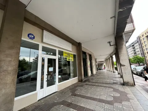 Se Vende Local En Barakaldo En Inmejorable Zona.