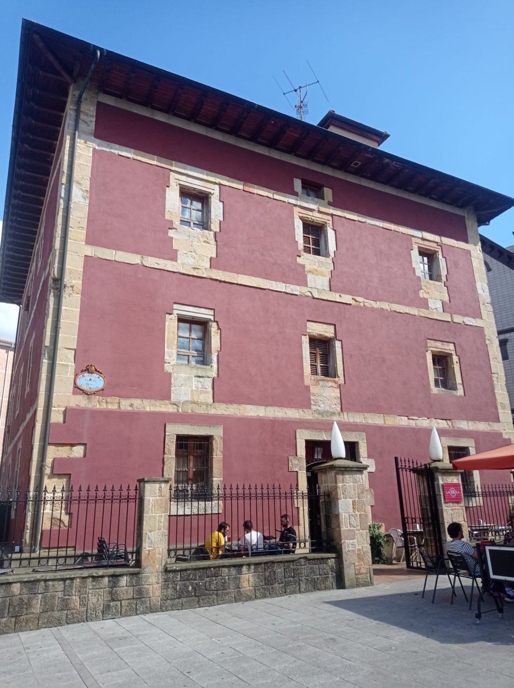 Se Vende Parcela Con Trastero En Barakaldo Centro