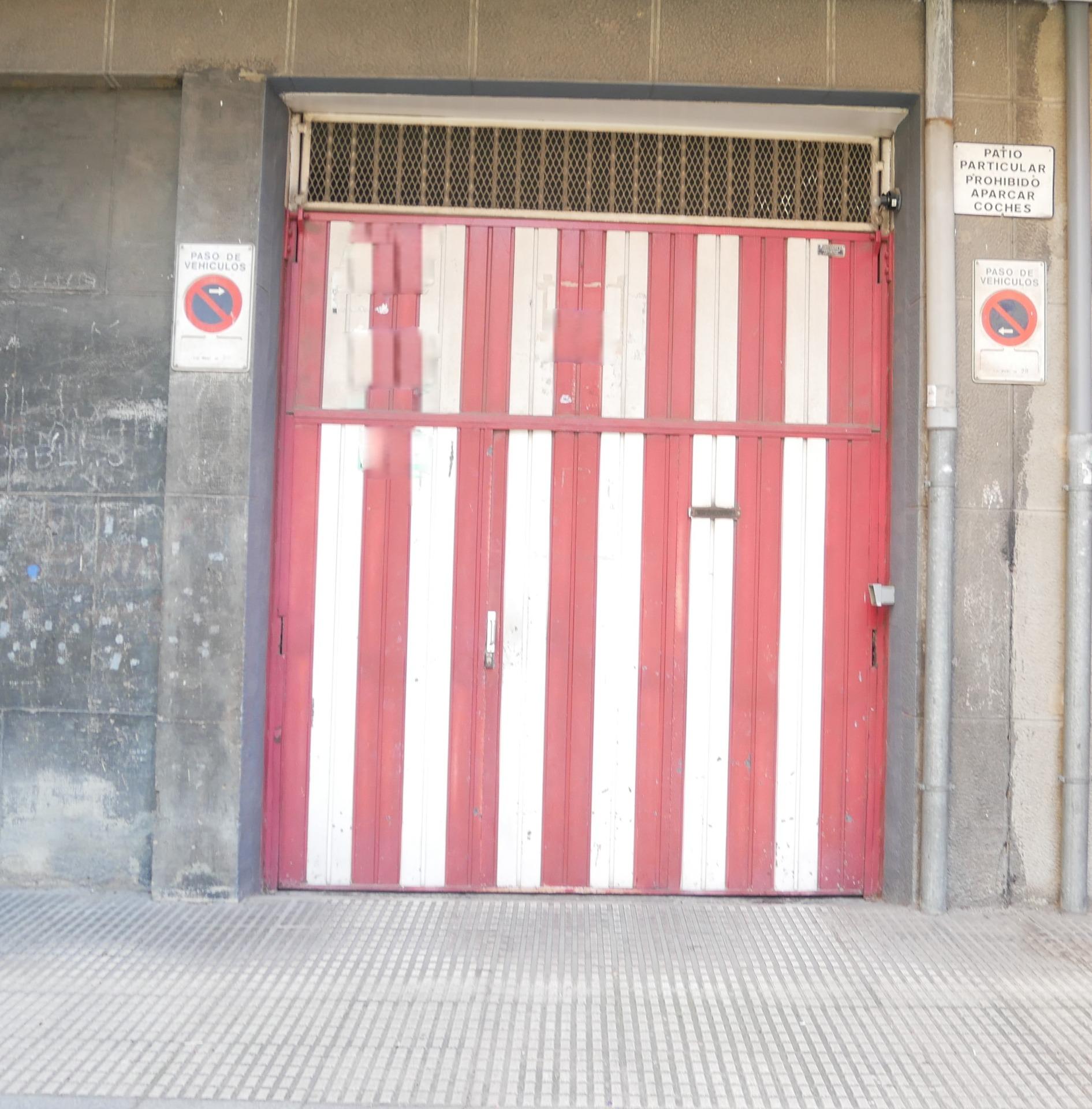 Parcela de Garaje Coche Grande En Zona Centro