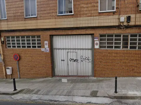Parcela de Garaje Amplia En Zona Kalero
