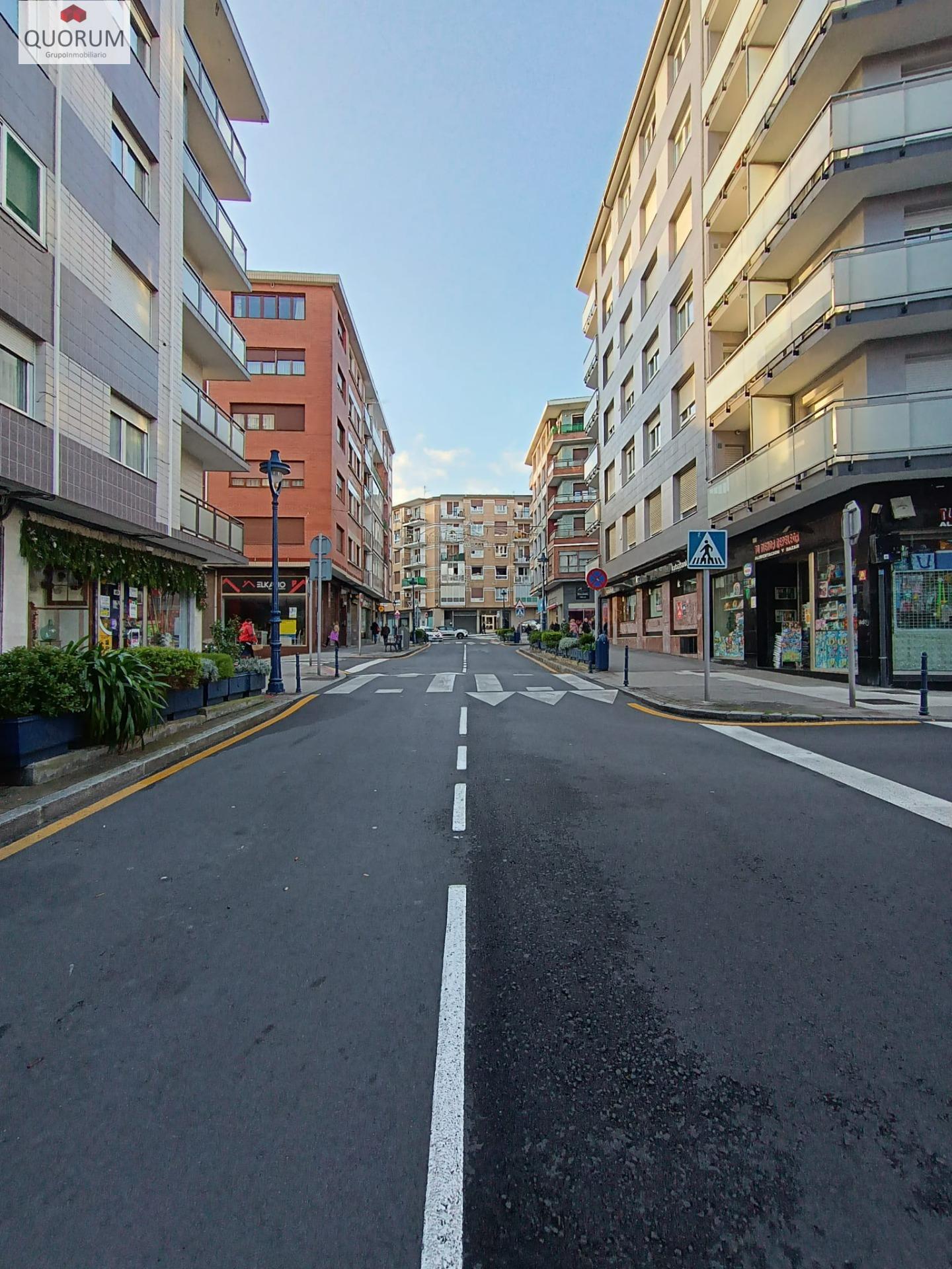 Se Vende Local Comercial en Portugalete Zona Repelega De 85 m2.