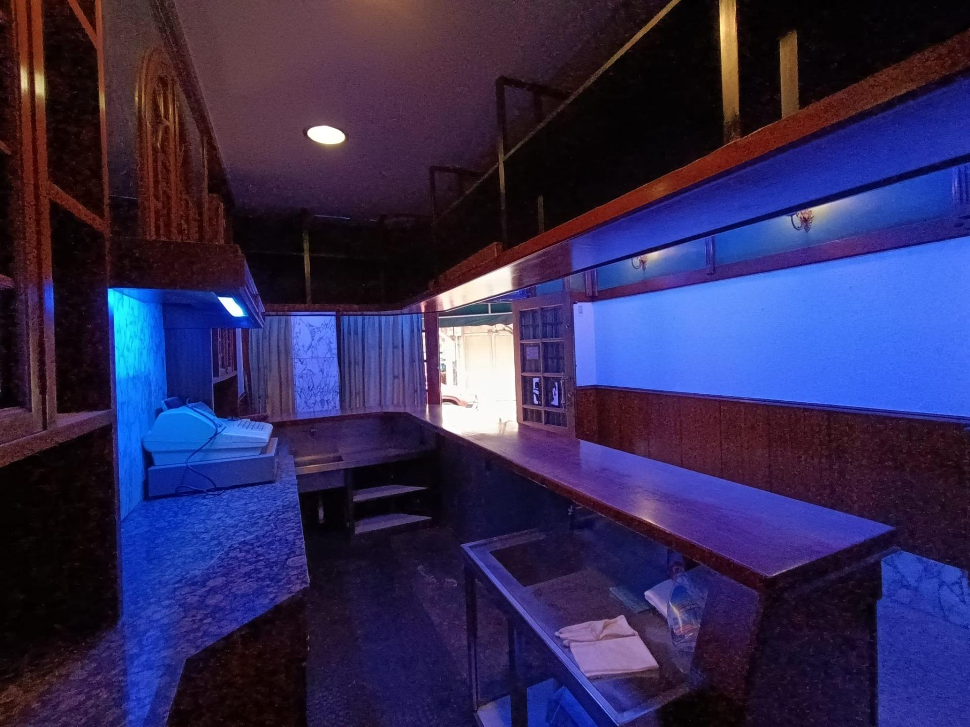 Se Vende local En Barakaldo Centro.
