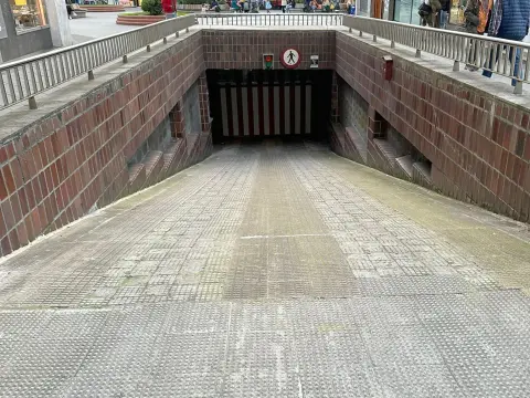Parcela De Garaje En El Centro De Santutxu