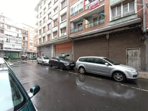 Se Vende Local Comercial En Portugalete zona repelega De 190 m2 Aprox.