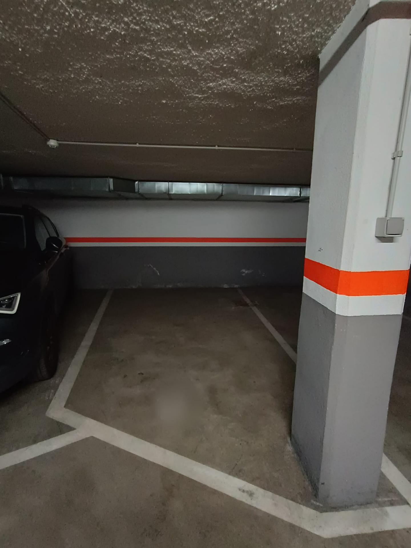 Se Vende Parcela Pequeña En Barakaldo Zona Bagatza Ideal Motos.
