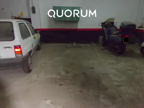Parcela De Garaje Para Coche Pequeño En Matiko