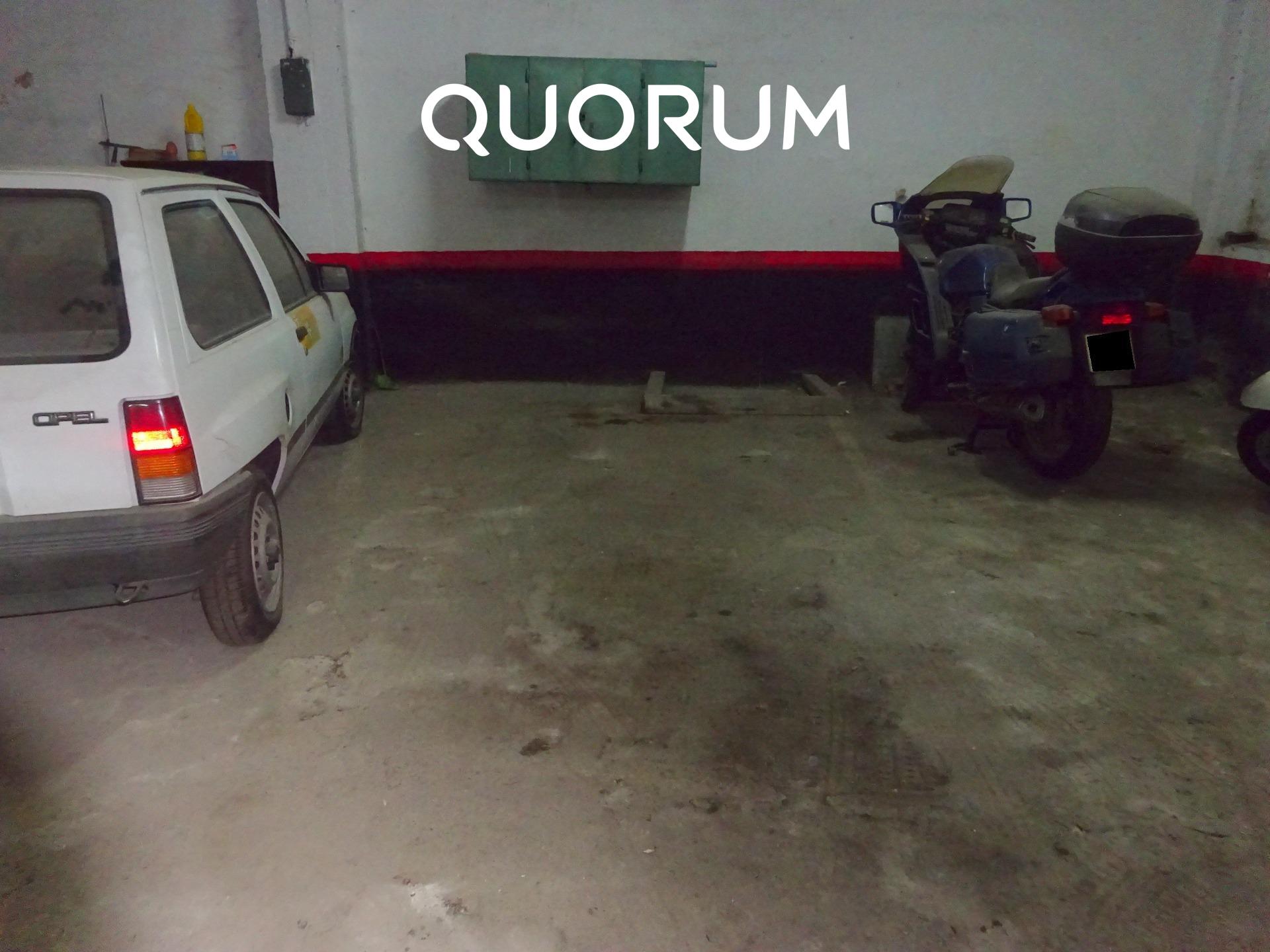 Parcela De Garaje Para Coche Pequeño En Matiko