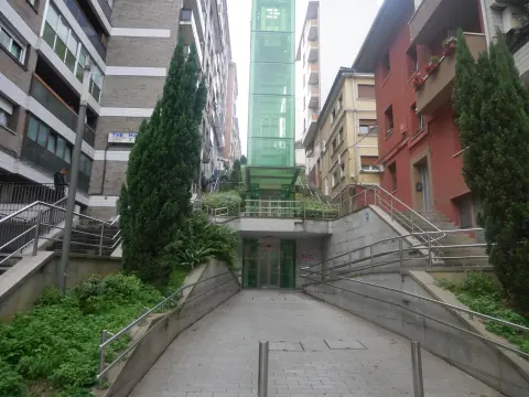 Parcela De Garaje A Buen Precio Con Buena Maniobra En Zona Centro-Ariz