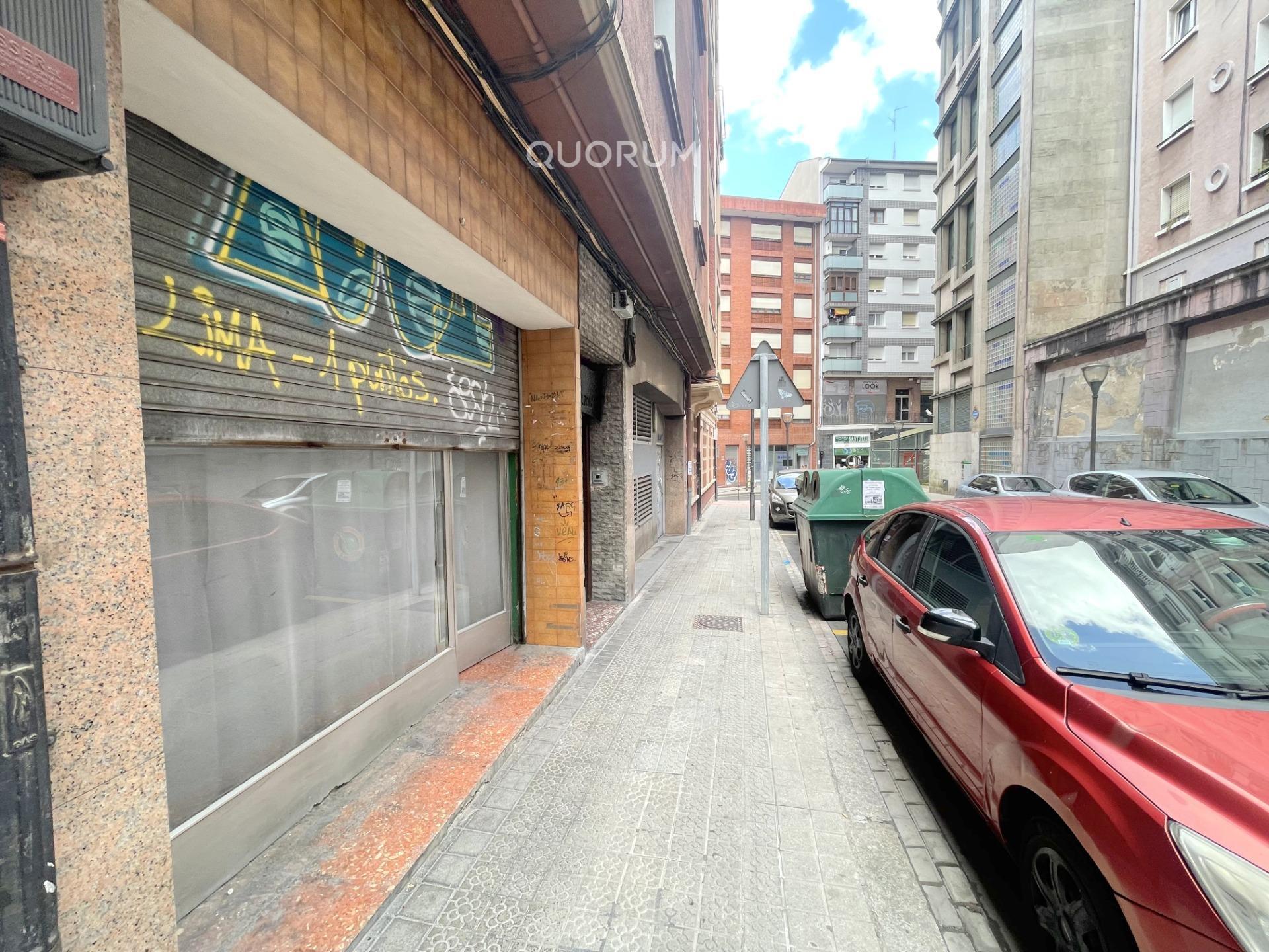 Local Con Muchas Posibilidades Junto Al Metro Zabalbide