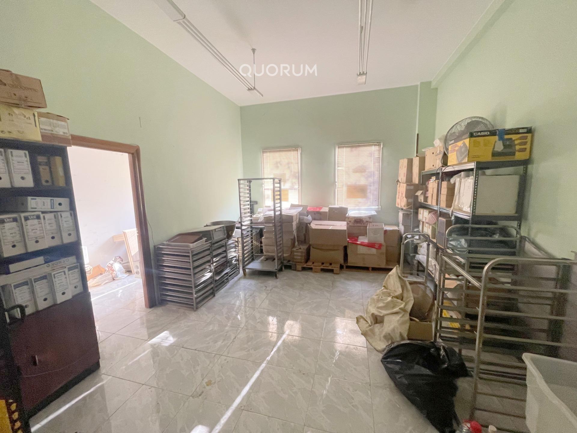 Local Comercial Con Acceso Directo En Txurdinaga