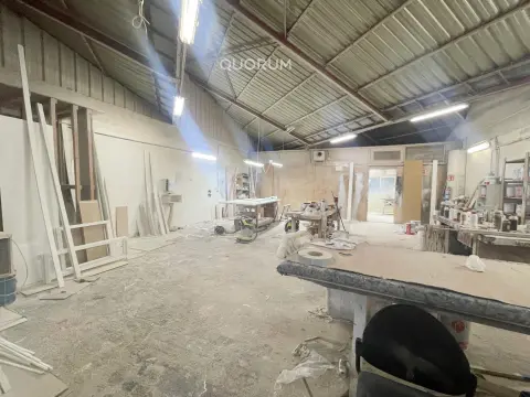 Local Comercial Con Mas 300M2 En Bolueta