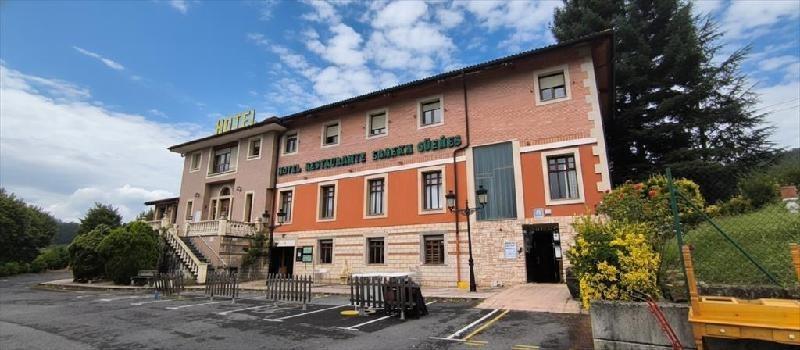 SE VENDE HOTEL EN GÜEÑES
