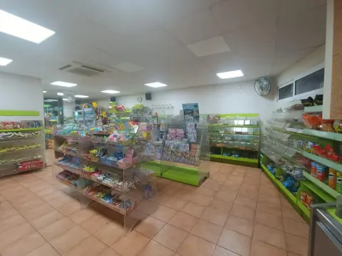 Se Vende Local Comercial En Sestao Zona Centro.