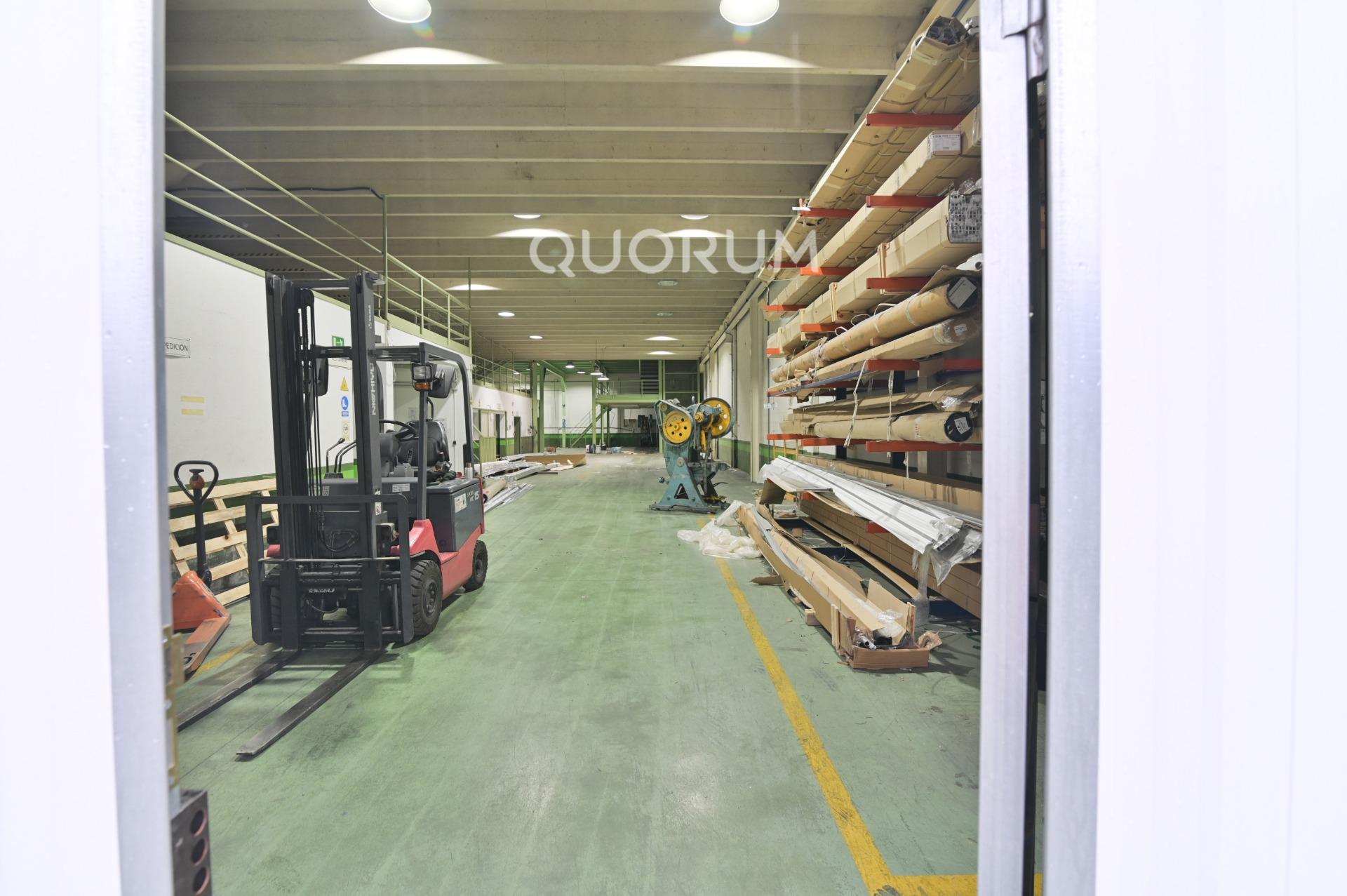 Nave industrial en Zamudio