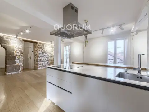 Se vende En Exclusiva Precioso Piso Con Vistas A La Ria En Portugalete