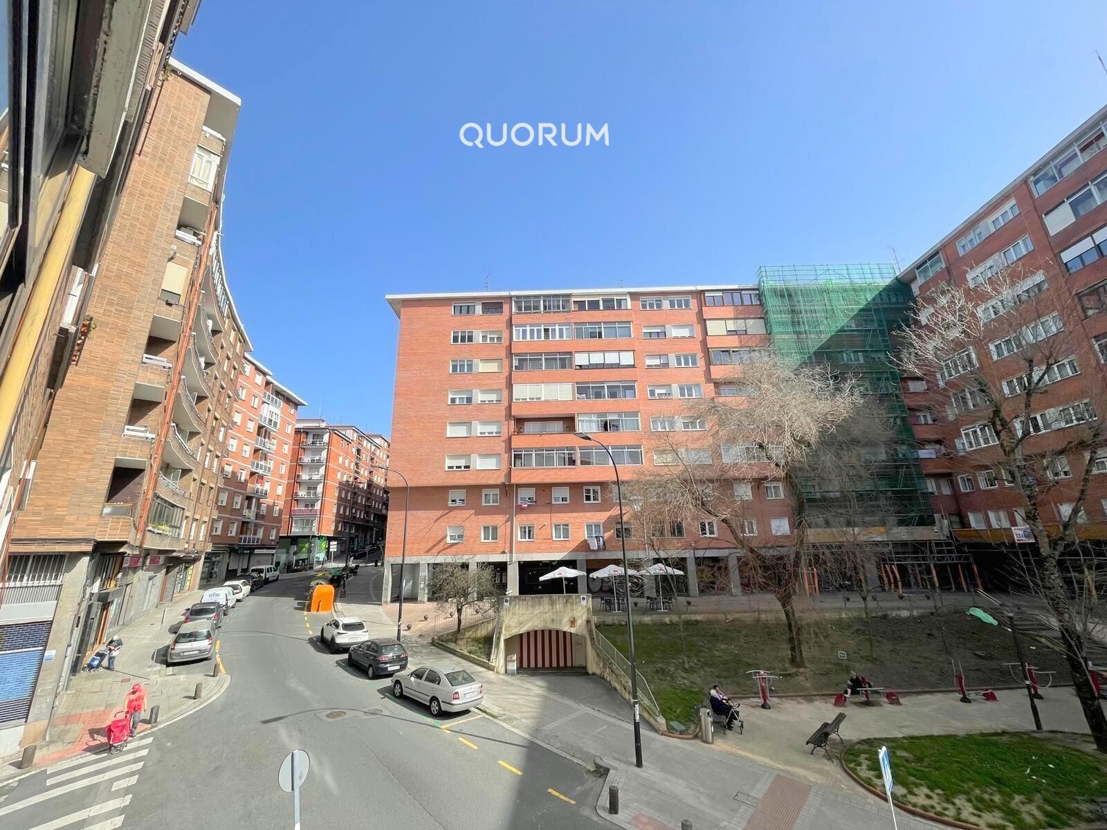 Piso De 3 Habitaciones Y Terraza En Santutxu