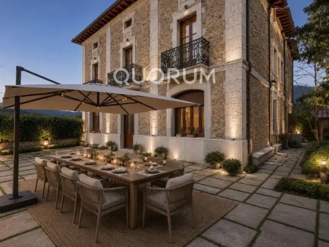 Precioso Caserón de Piedra De 4 Dormitorios y 3 Baños En Zona Privilegiada de Arrankudiaga