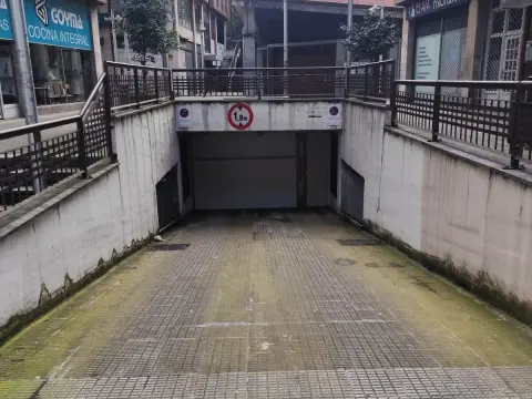 Parcela De Garaje En Santutxu