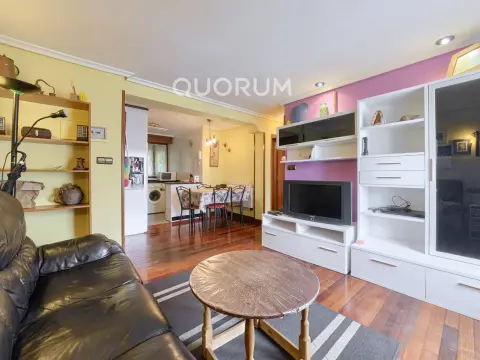 Bonito Piso Para Entrar a Vivir De 2 Dormitorios, Balcón y Trastero Incluido en Zeberio (Inicio Zeberio, final de Ugao/Miravalles)