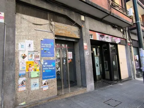 ¡Oportunidad Única! Exclusivo Local Comercial de 155 m² en el Corazón de Bilbao - Venta y Alquiler