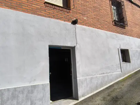 ¡Oportunidad Única! Exclusivo Local de 85m2 en el Corazón de Bilbao En Venta