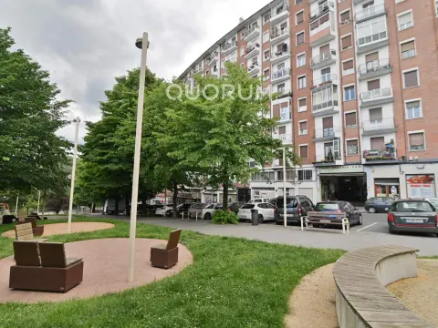 Piso de 2 Habitaciones En Zona Tranquila