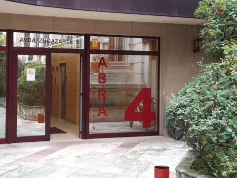 ESPECTACULAR OFICINA EN EL ABRA 4