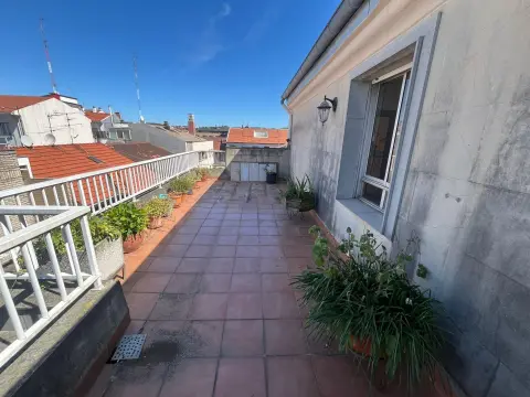 Vivienda Con Espectacular Terraza En Romo