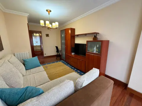 VIVIENDA PARA ENTRAR A VIVIR A UN MINUTO DEL CENTRO DE SESTAO