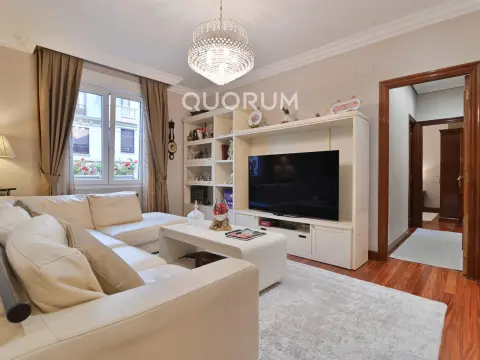 Vivienda de 3 Habitaciones y 2 Baños