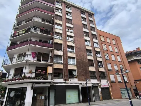 SE VENDE PISO EN ETXEBARRI CERCA DEL METRO