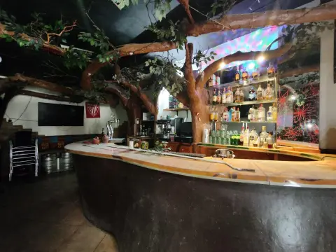 Se Vende Bar/Pub  En Barakaldo Zona Centro con licencia en vigor.
