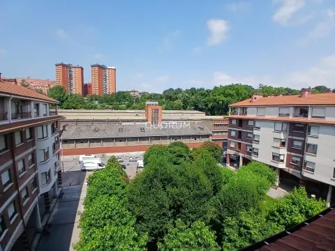 Atico de 4 Habitaciones con Garaje y Trastero
