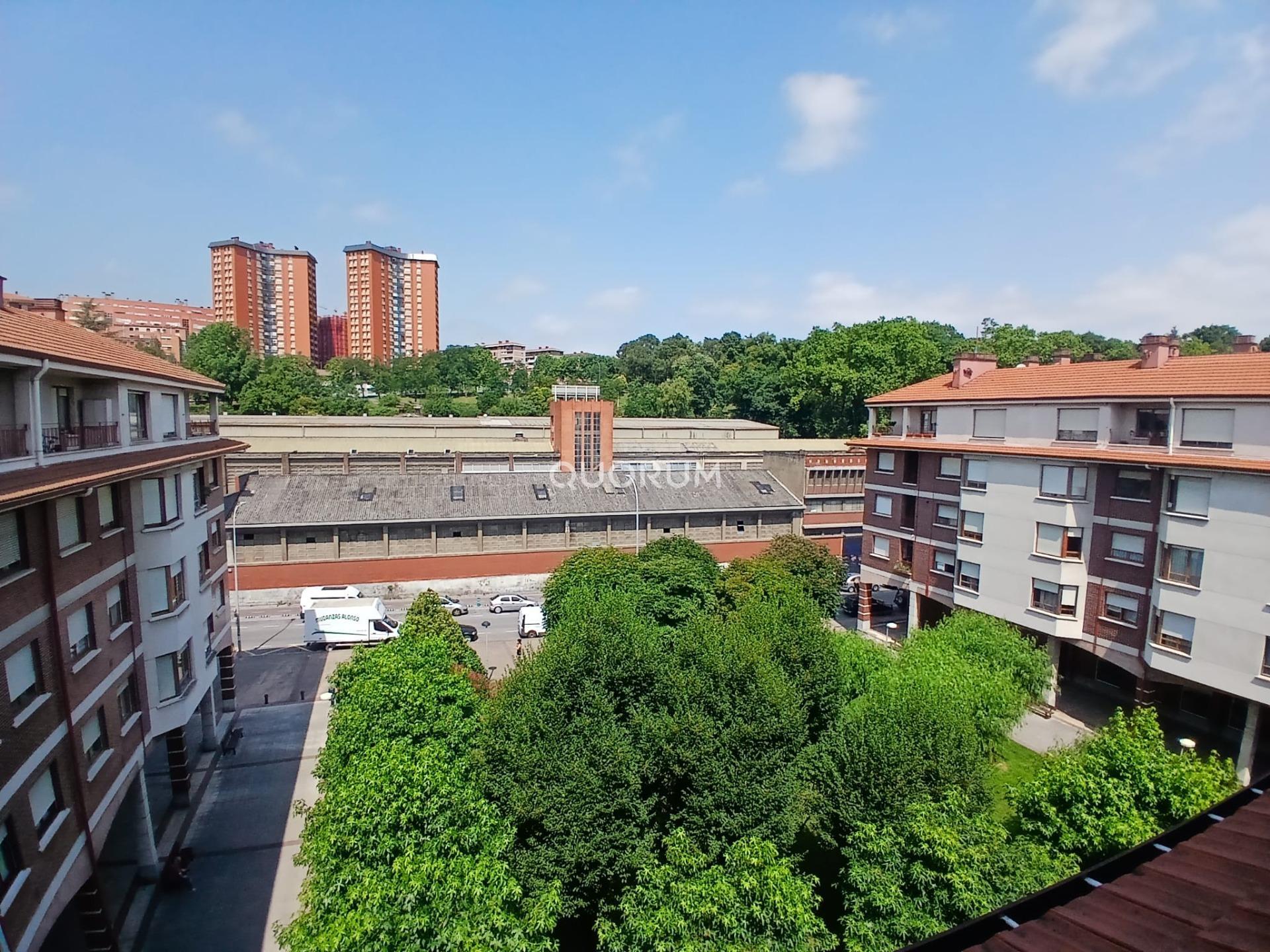 Atico de 4 Habitaciones con Garaje y Trastero