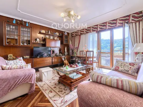 ¡¡¡EXCLUSIVA!!! Piso En Venta de 3 Habitaciones en Zorroza Para Entrar a Vivir, Garaje Opcional