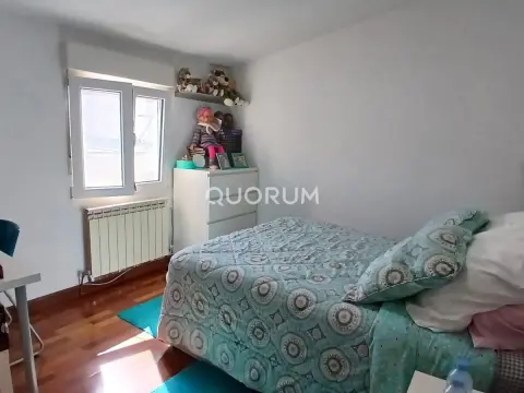 Buhardilla Con Encanto de 2 Habitaciones