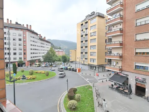 Piso De 2 Habitaciones Para Entrar A Vivir