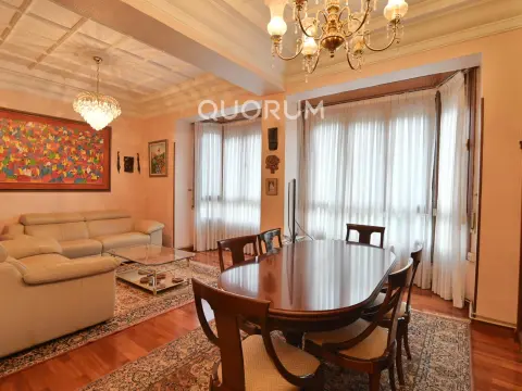 Vivienda 4 Habitaciones con Garaje y Trastero