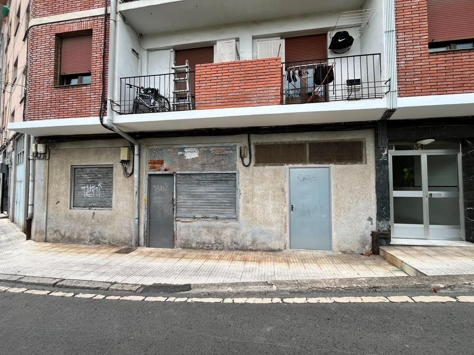 Local Diáfano Con Amplia Fachada a Precio Increíble En Zona Bengoetxe