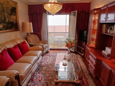 Piso Céntrico De 3 Habitaciones Con Camarote