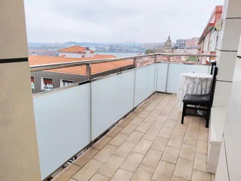 Estupendo Piso A La Venta Con Espectaculares Vistas Al Abra