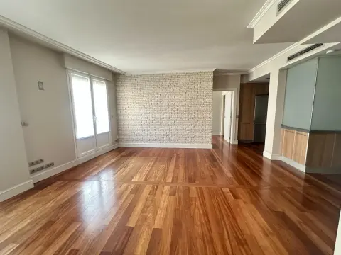 VIVIENDA EN PLENO CENTRO DE LAS ARENAS